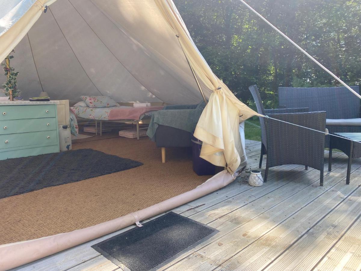 Fonclaire Holidays Glamping 'Luxury Camping' Blond Ngoại thất bức ảnh